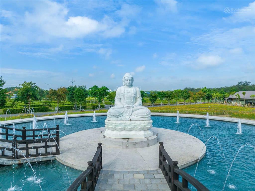 Bán mộ đơn sala garden giá 108 triệu hướng đông nam, gần đường chính & công viên