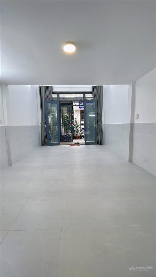 Hiếm ( 4.4m x 16m) đường độc lập  tân phú hẻm ô tô  giá tốt