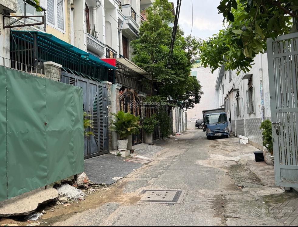 Hiếm ( 4.4m x 16m) đường độc lập  tân phú hẻm ô tô  giá tốt