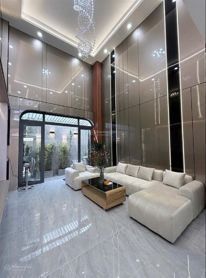 Nhà 5 tầng full nội thất hẻm 8m xe hơi ngủ trong nhà giá chỉ nhỉnh 8.x tỷ  gần tân kỳ tân quý
