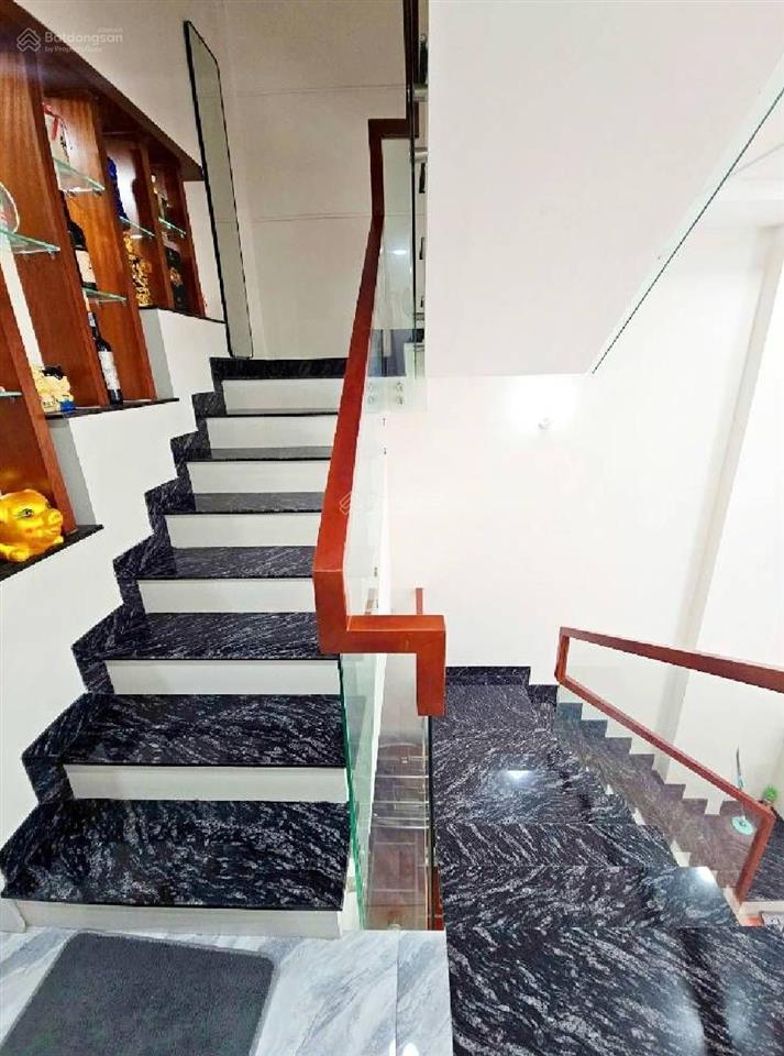100m chỉ hơn 60tr/m2  hẻm xe tải 8m đường tây lân  sân để g63 kinh doanh cực đỉnh