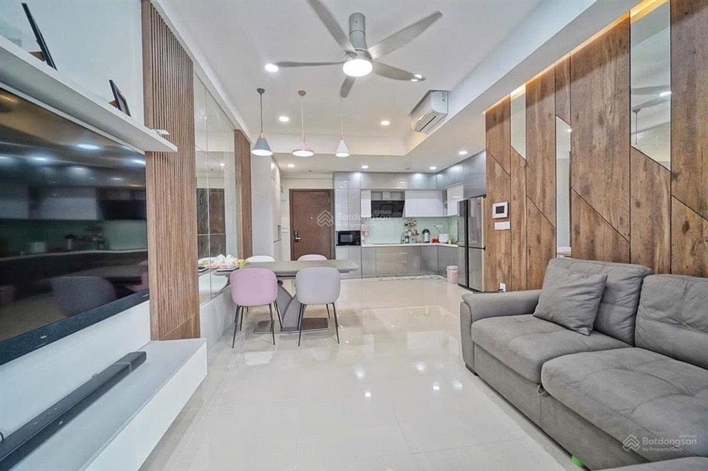 Căn góc golden mansion  novaland 3pn 2wc ở ngay 19 triệu/th full nội thất gần sân bay tân sơn nhất