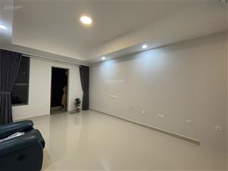 Cho thuê căn hộ orchard parkview 9triệu/th 1phòng ngủ 1wc nhà trống novaland gần sân bay 0932 622 ***