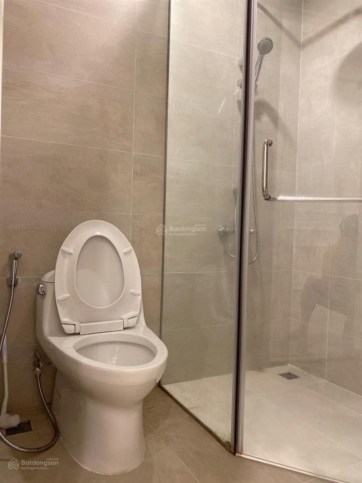 Cần bán căn hộ duy nhất có sổ hồng 6.9tỷ 2 phòng ngủ 2wc nội thất đầy đủ orchard garden  novaland