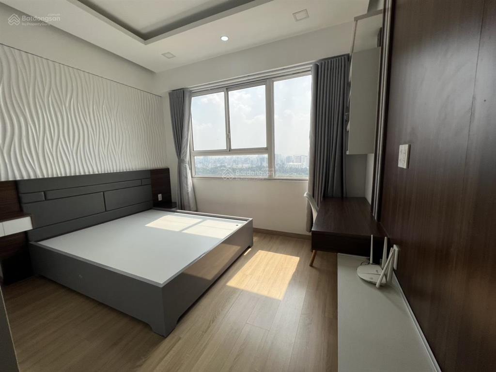 Căn góc cho thuê nội thất gần đủ toà orchard parkview  novaland 3 phòng 2wc 19 triệu/tháng 100m2