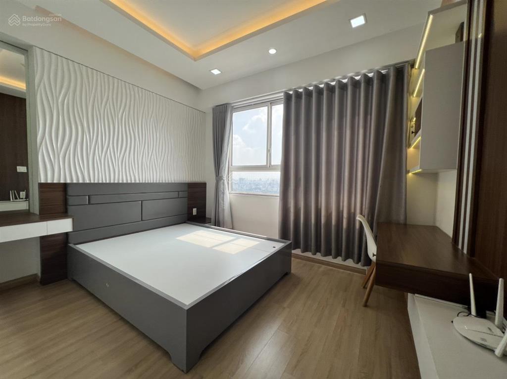Căn góc cho thuê nội thất gần đủ toà orchard parkview  novaland 3 phòng 2wc 19 triệu/tháng 100m2