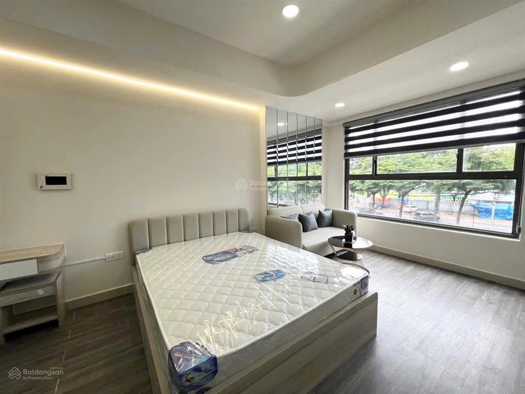 Giá rẻ! 10 triệu/tháng cho thuê tòa garden gate cđt novaland 1 phòng ngủ riêng 1 wc gần sân bay 37m