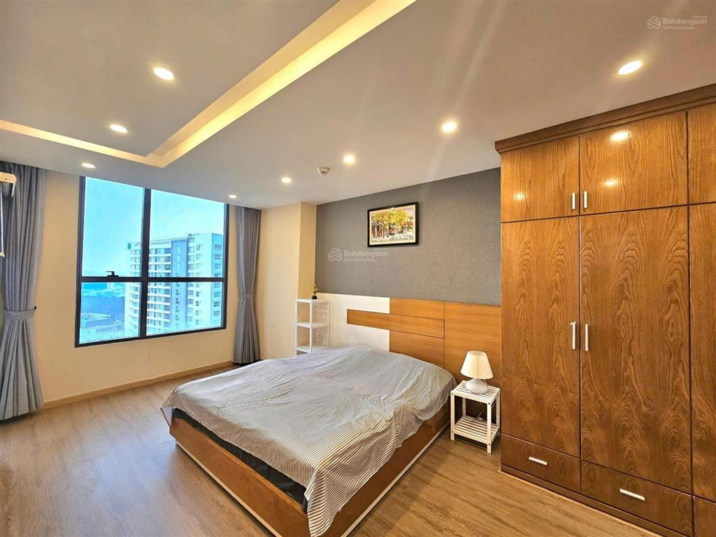 Cho thuê 14 triệu/th nội thất đủ the botanica  novaland 2 phòng ngủ 1wc phổ quang, gần sân bay