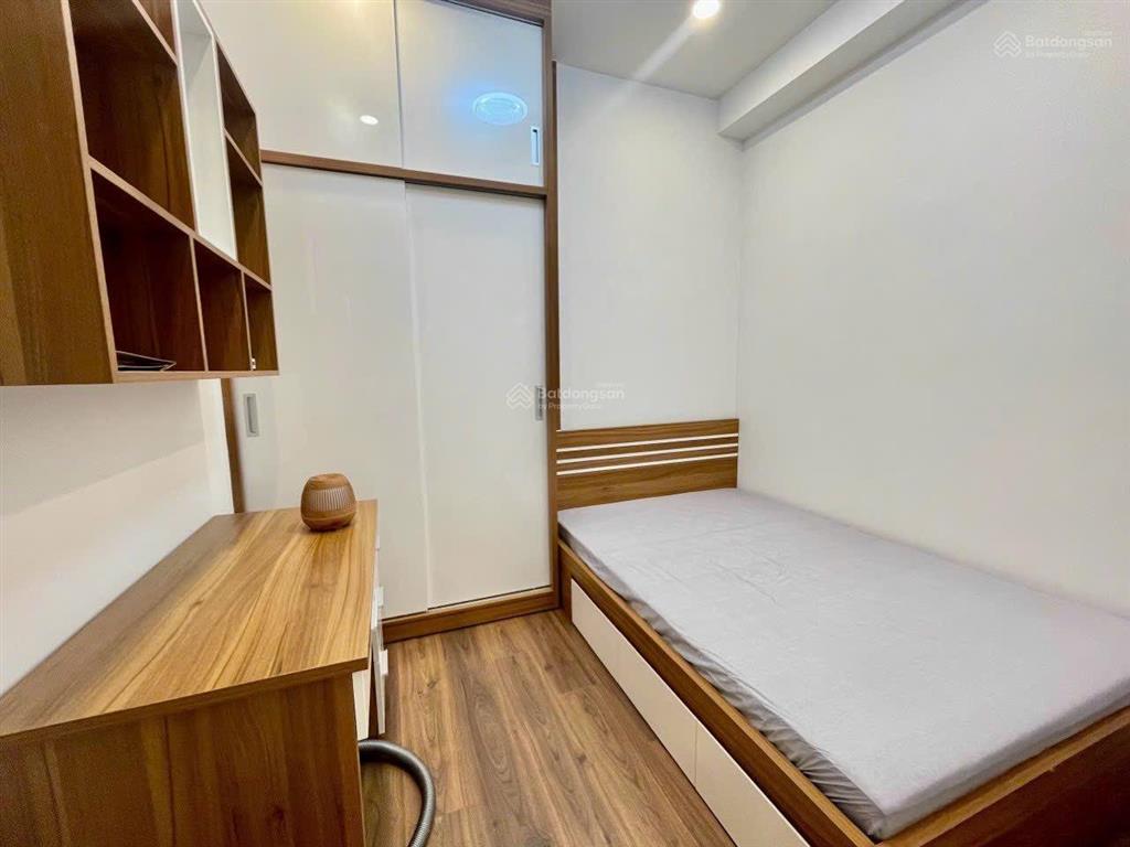 Một căn duy nhất 4.48 tỷ view đông toà the botanica  novaland 2 phòng ngủ 1wc full nội thất 57m2