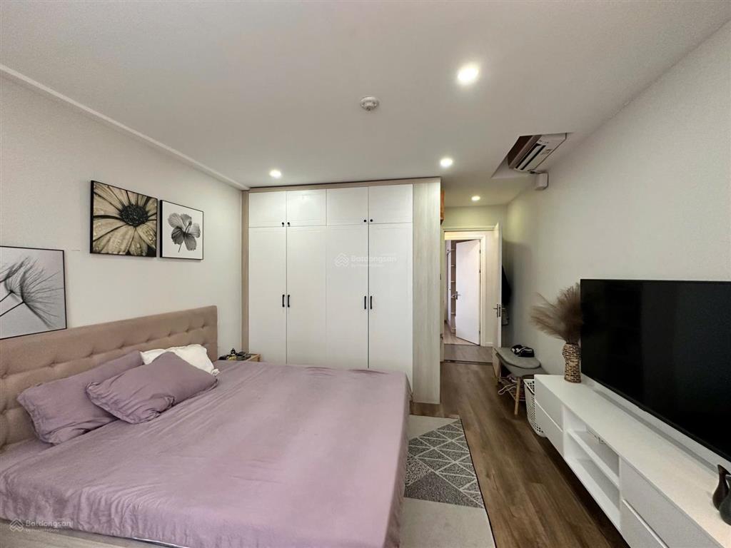 Bán gấp căn hộ view công viên 7.67tỷ orchard parkview  novaland 3 phòng ngủ 2wc sắp có sổ hồng