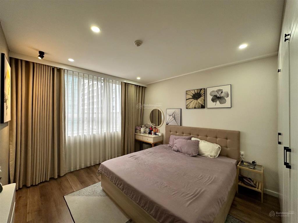 Bán gấp căn hộ view công viên 7.67tỷ orchard parkview  novaland 3 phòng ngủ 2wc sắp có sổ hồng