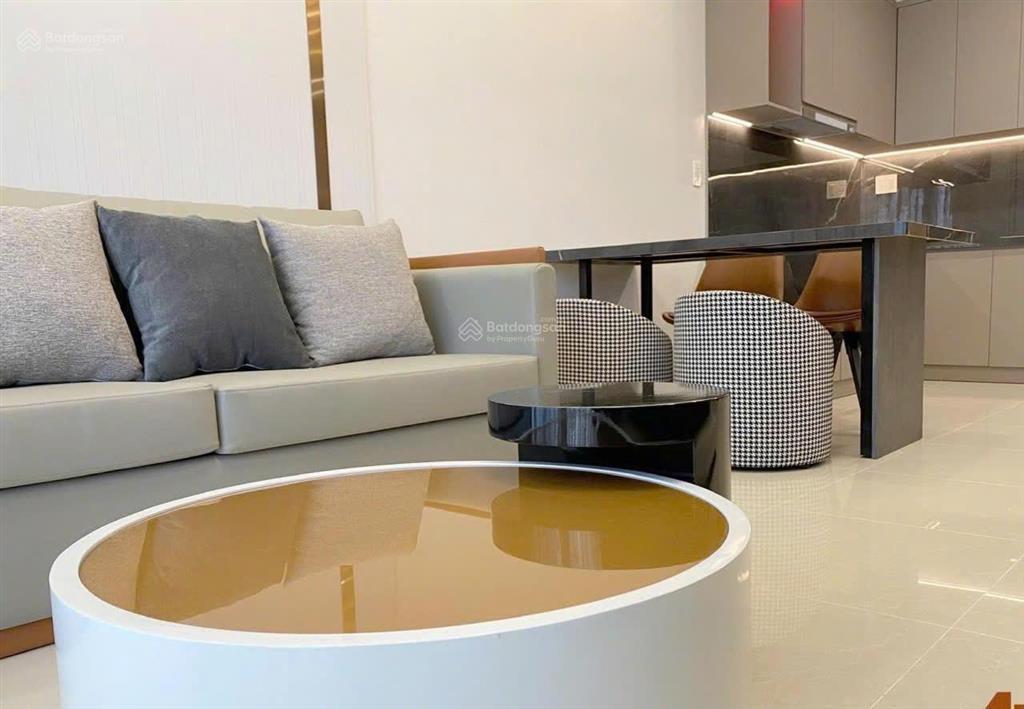 Bán căn hộ 5.9tỷ nội thất đầy đủ golden mansion  novaland 2phòng ngủ 2wc 69m2 sát sân bay tầng cao