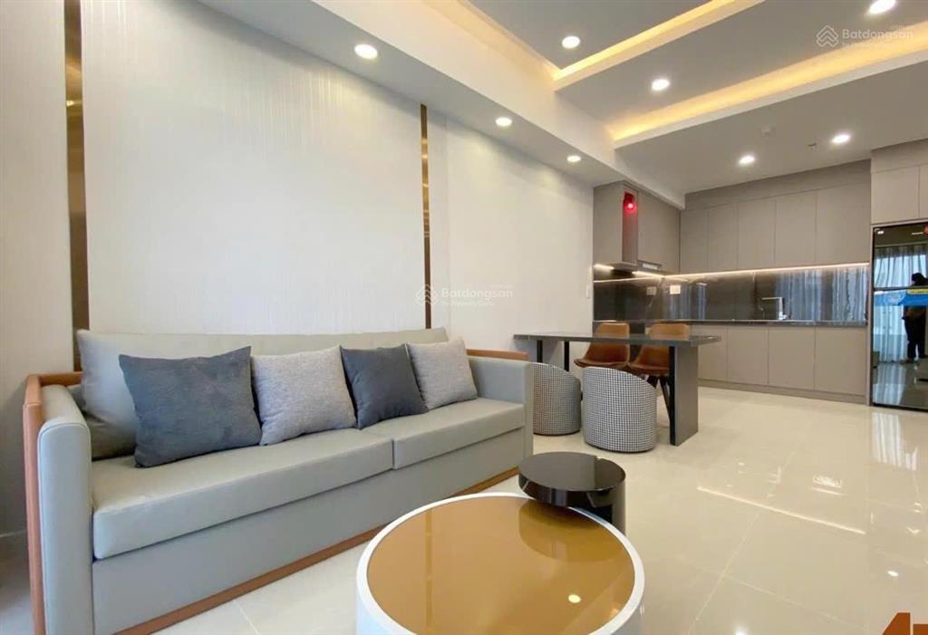 Bán căn hộ 5.9tỷ nội thất đầy đủ golden mansion  novaland 2phòng ngủ 2wc 69m2 sát sân bay tầng cao