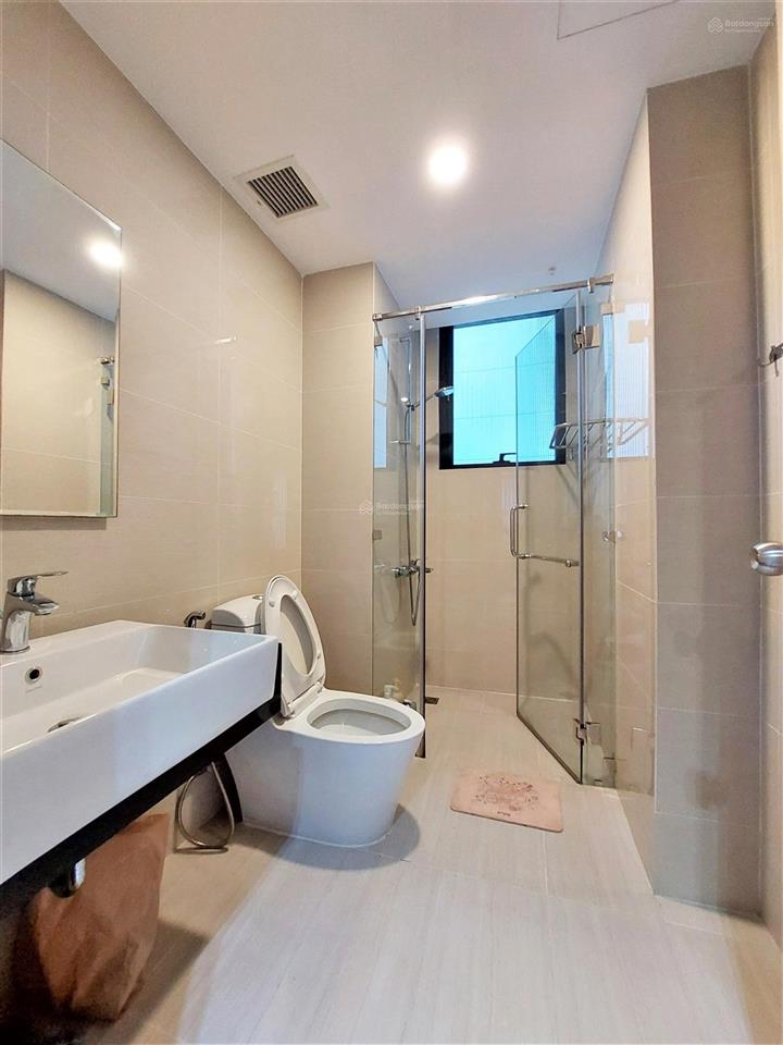 Cho thuê 3 phòng ngủ 2wc đầy đủ nội thất 20 triệu/th 110m2 botanica premier  novaland view sân bay