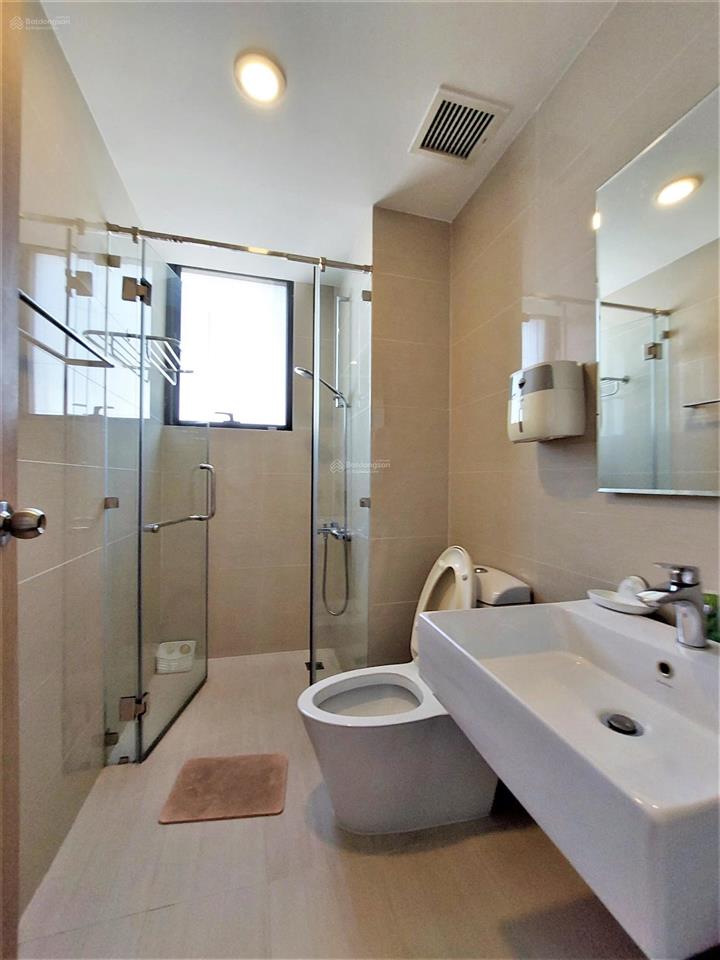 Cho thuê 3 phòng ngủ 2wc đầy đủ nội thất 20 triệu/th 110m2 botanica premier  novaland view sân bay