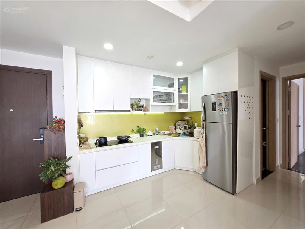 Hot! cho thuê 14 triệu/th botanica premier  novaland full nội thất 2 pn 1wc gần sân bay 60m