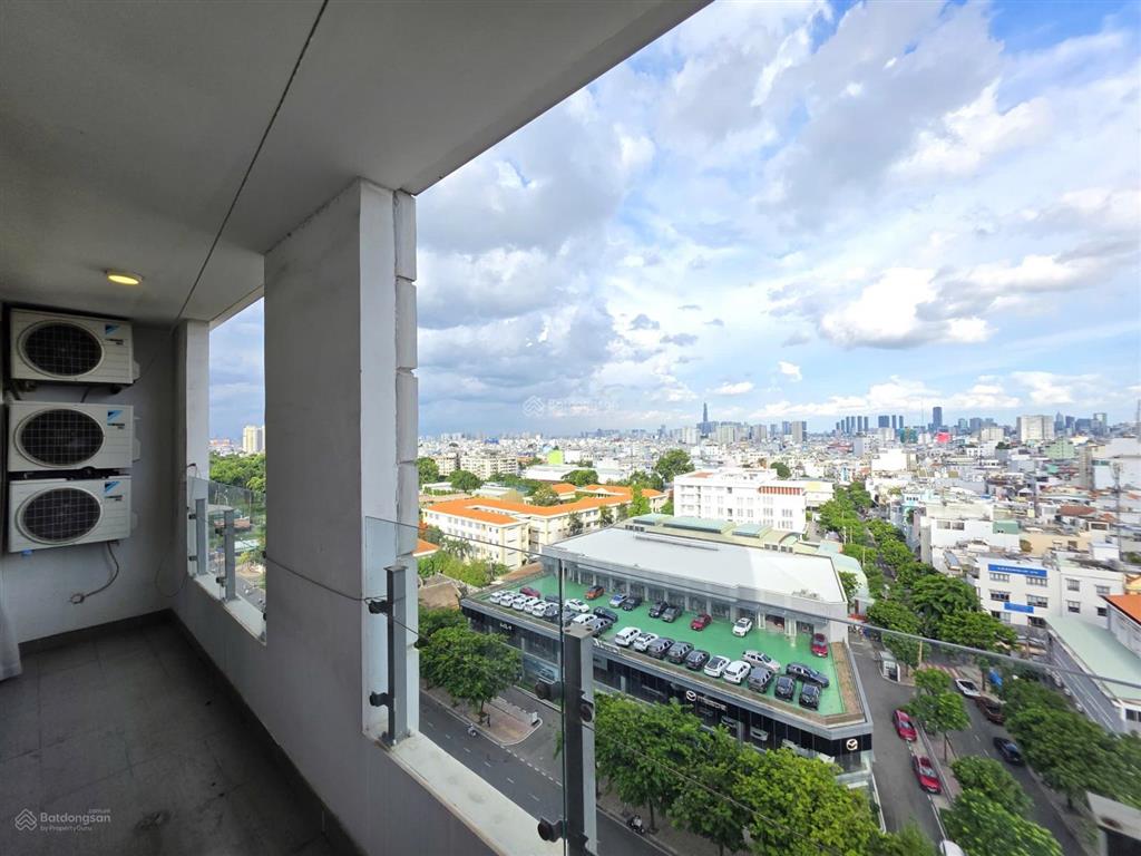 Căn hộ cho thuê garden gate  novaland 3 phòng ngủ 2wc góc 21 triệu view đông nam ở ngay 105m2