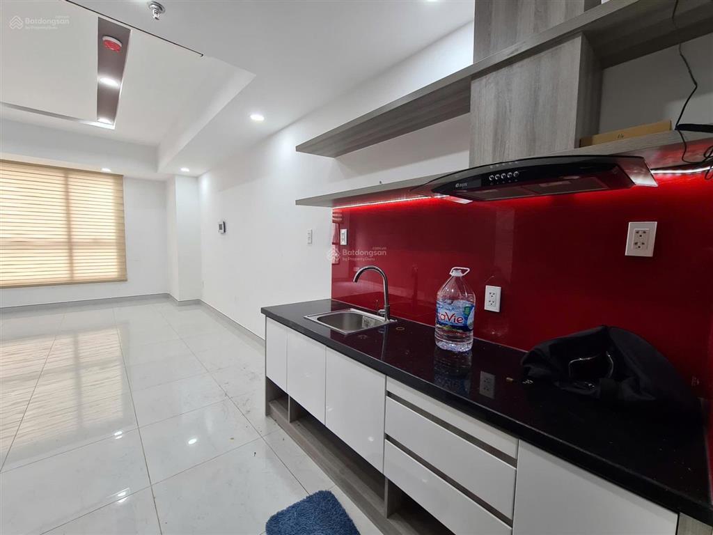 Căn hộ officetel 1 phòng 1 wc studio ở hoặc làm việc orchard garden  novaland 36m2 gần sân bay tsn