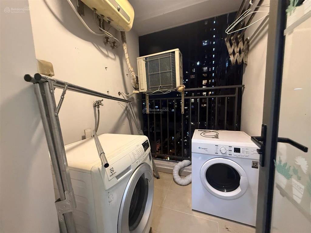 Hot! 11 triêuh/tháng 1phòng ngủ 1wc full nội thất view đông 40m2 ở ngay botanica premier  novaland