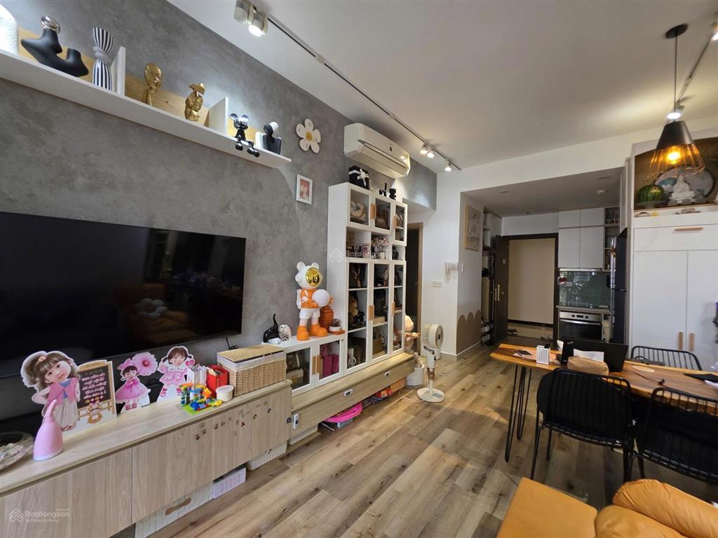 Cho thuê căn hộ golden mansion  novaland 16 triệu/th 2 phòng ngủ 2wc nội thất đầy đủ p. đức nhuận