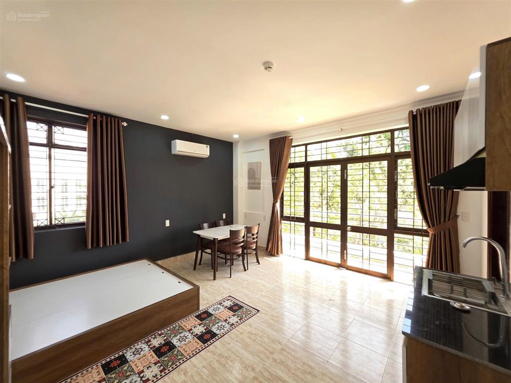 Giá 7triệu khu biệt thự cao cấp sát sân bay, công viên gia định 40m2 full nội thất mới 100% ở ngay