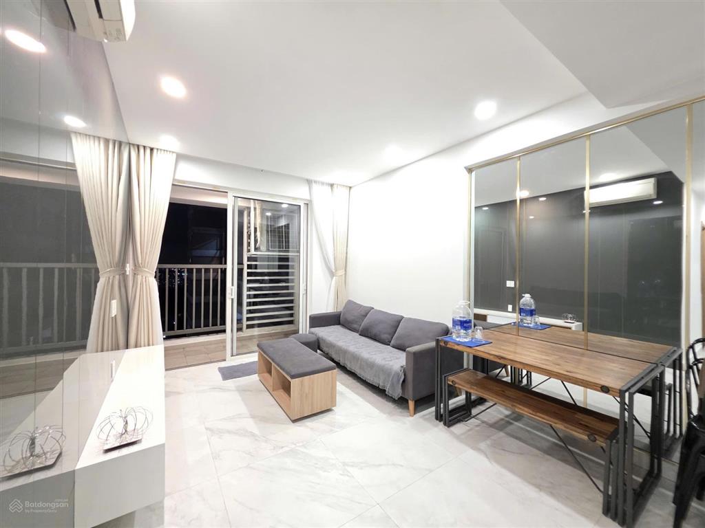 Cho thuê căn hộ view đông nam garden gate  novaland sát công viên gia định 87m2 2 phòng ngủ 2wc