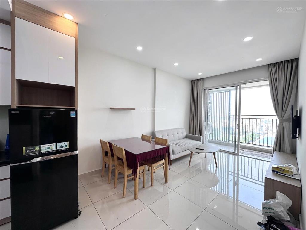 Chỉ 14 triệu/th 2 phòng ngủ 1wc full nội thất toà golden mansion  novaland tầng cao view nam đẹp