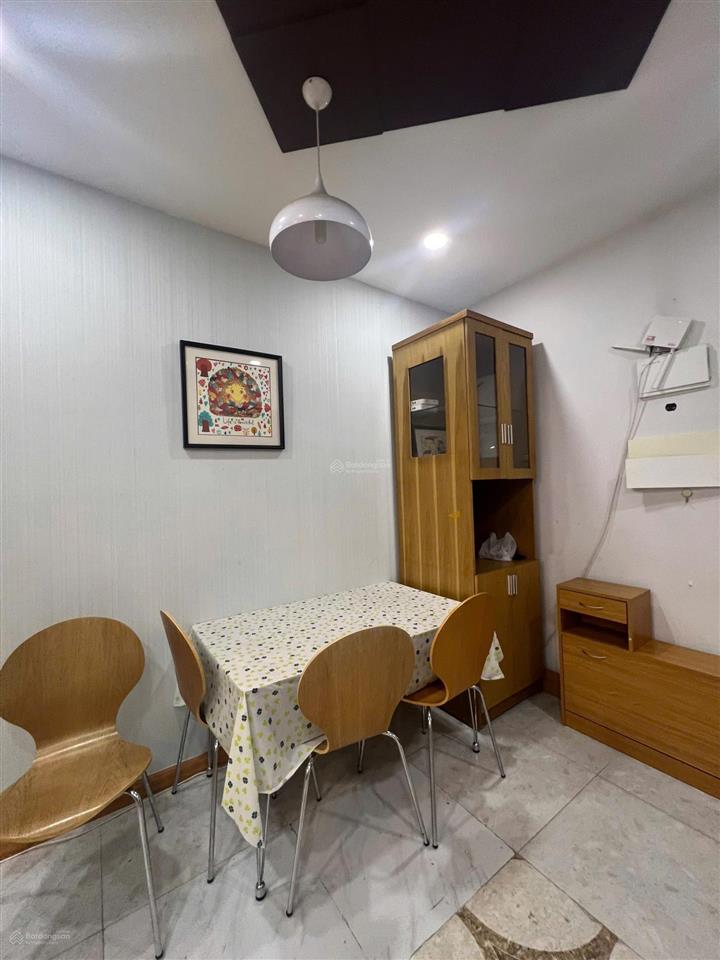 Giá 3.88 tỷ full nội thất the botanica  novaland tầng trung cần tiền bán gấp khu sân bay 1pn 1wc