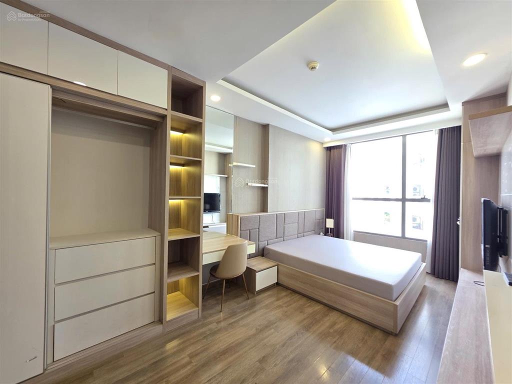 Giá 4,48 tỷ 2 phòng ngủ 1 wc 57m2 the botanica novaland full nội thất có sẵn hđ thuê tầng trung