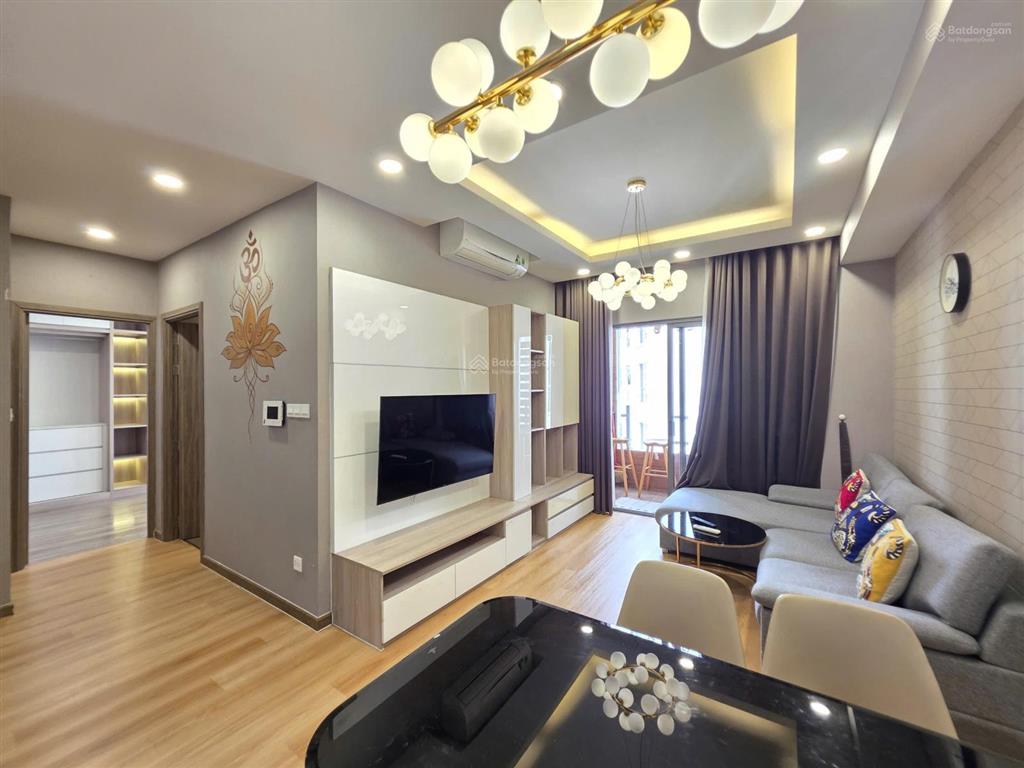Giá 4,48 tỷ 2 phòng ngủ 1 wc 57m2 the botanica novaland full nội thất có sẵn hđ thuê tầng trung