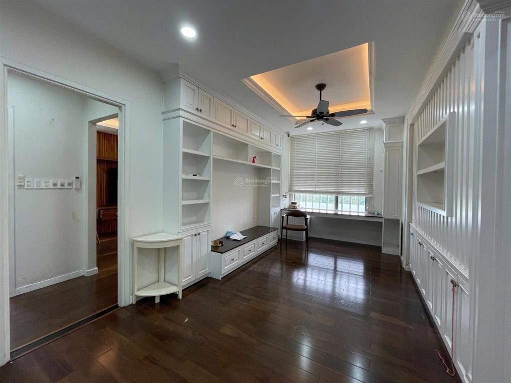 Căn hộ cho thuê orchard garden  novaland 19,5 triệu 100m2 nội thất cơ bản 3 phòng ngủ 2 wc ở ngay