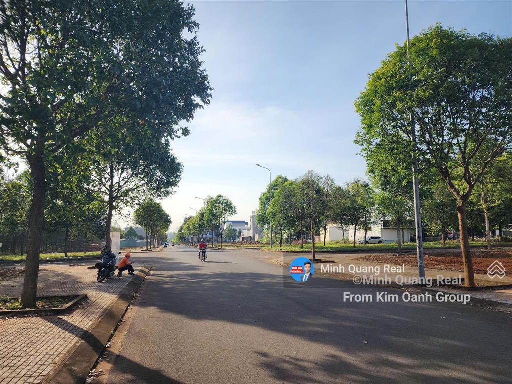 Bán đất nền biệt thư 12x24m khu đô thị trung tâm thị trấn dầu giây, ngay ngã tư dầu giây, ql.1a