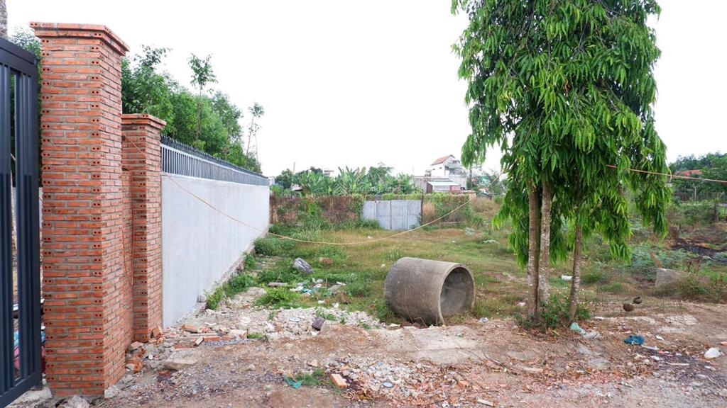 Ngộp bank 117m2, cách đường đồi 61 100m, trung tâm xã đồi 61, chỉ 780 triệu