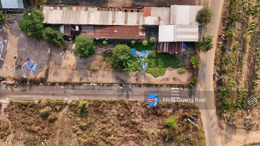 Bán nền thổ cư 100m2 siêu rẻ, đường nhựa 8m ngay ca xã an viễn và đt 777, đối diện tổng kho 620ha