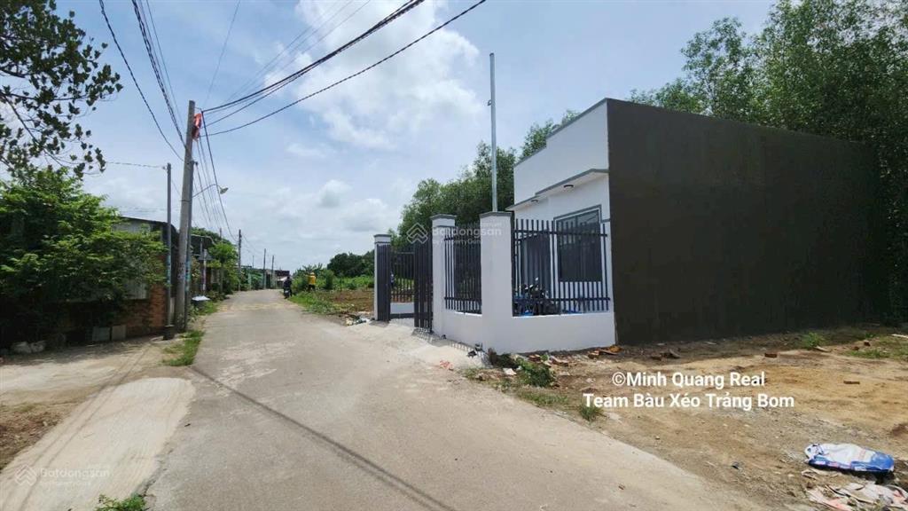 Hiếm có, 90m2 đất mặt tiền nhựa 7m, trung tâm xã đồi 61, ngay tổng kho và kcn bàu xéo