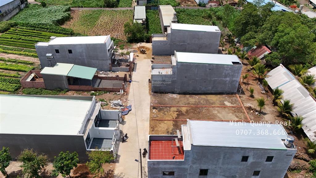 Bán gấp lô đất 100m2, full thổ cư, sát nhựa chính, p. trảng bom, tp đồng nai, giá 900 triệu