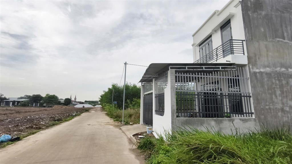 Bán lô góc 105m2 đối diện siêu dự án 350ha, tổng kho miền đông, ngay đt 777, kcn bàu xéo