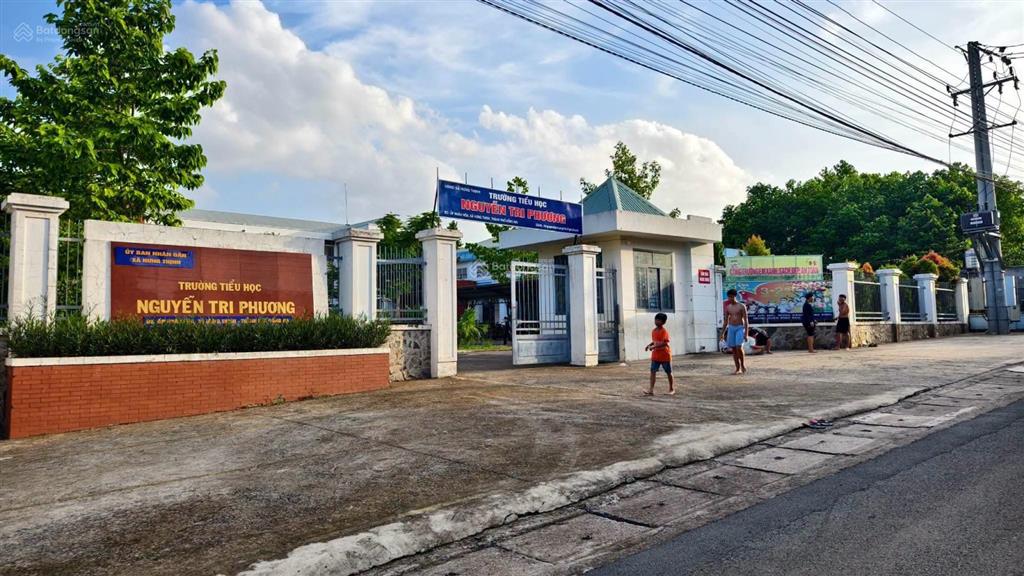 Nền thổ cư, đối diện trường học, ngay nút giao vành đai 4 và kcn bàu xéo