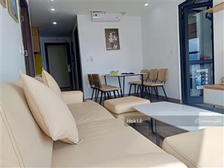 Bán căn 2pn tầng cao view đẹp đầy đủ nội thất