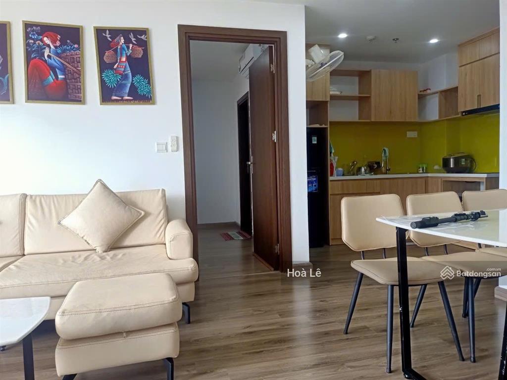 Bán căn 2pn tầng cao view đẹp đầy đủ nội thất