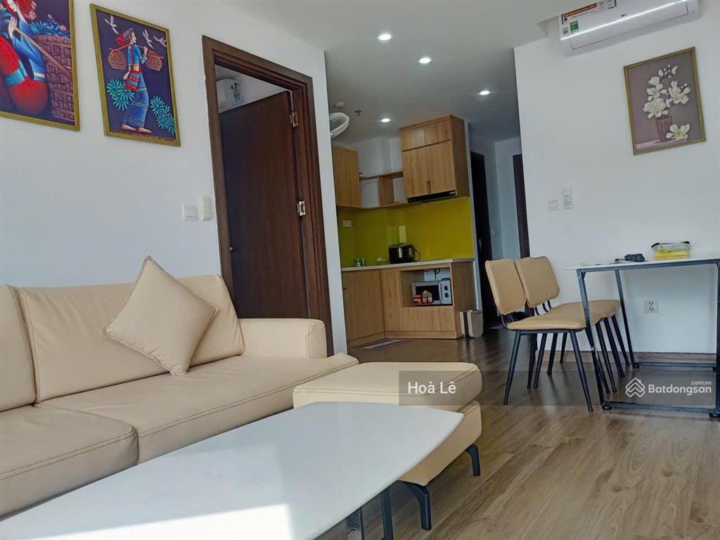 Bán căn 2pn tầng cao view đẹp đầy đủ nội thất