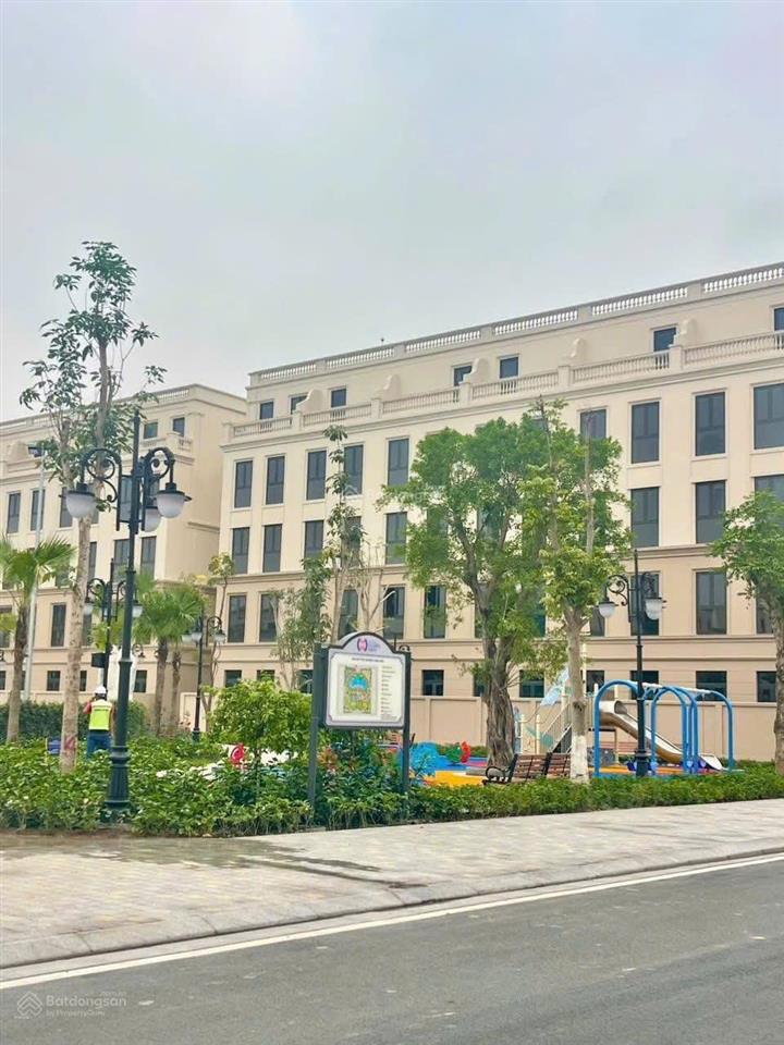Thiên nga gần ẩm thực gomez 75m² giá 20.9 tỷ
