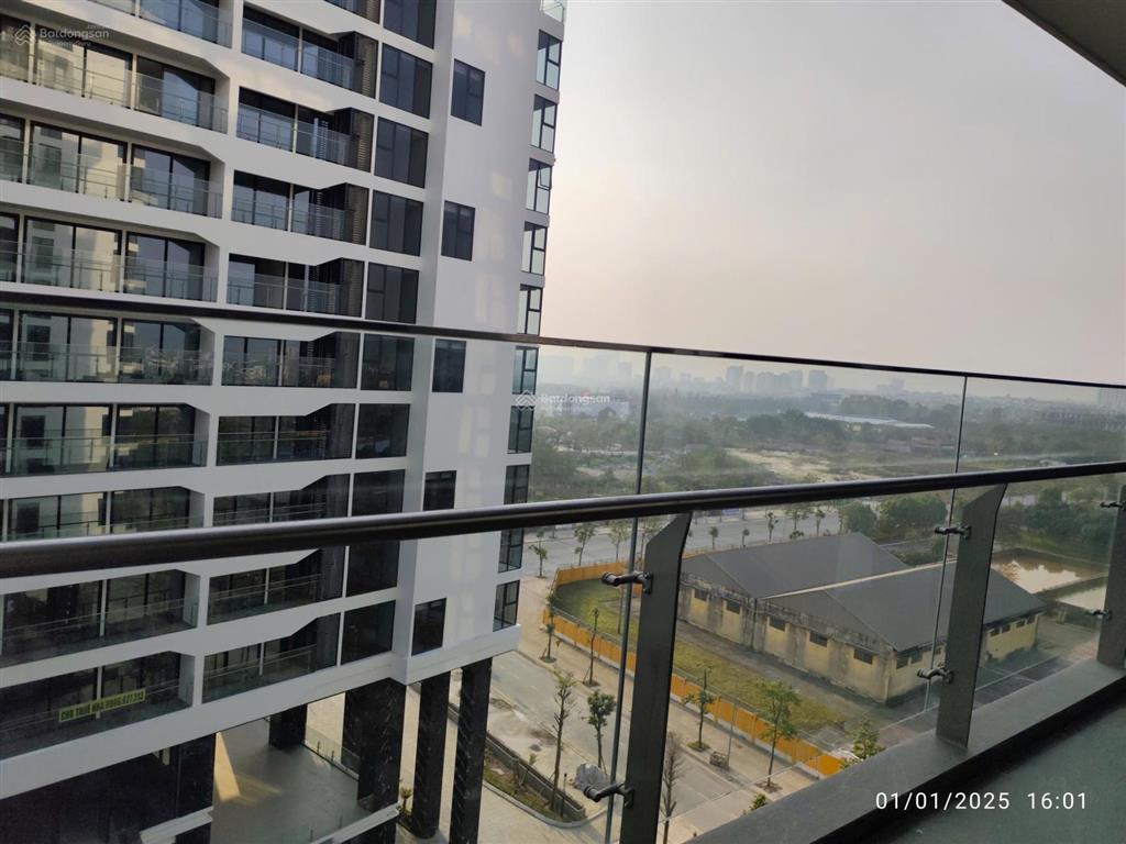 Chính chủ bán gấp giá thương lượng căn hộ 2 ngủ tầng 8 view nội khu full nội thất