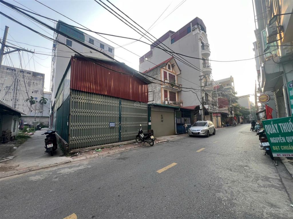 Cần cho thuê nhà 150m kinh doanh trâu quỳ lô góc 15tr/tháng