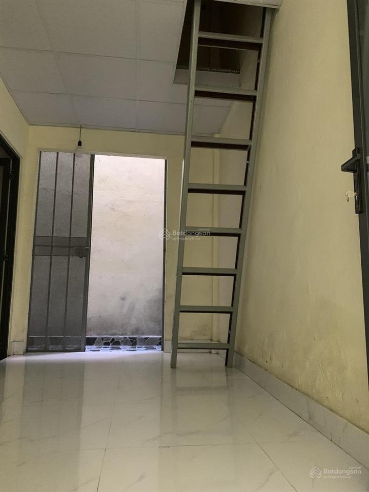 Cho thuê nhà nguyên căn đường hoàng hoa thám gần ga t3 vào sân bay