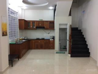 Cho thuê nhà nguyên căn đường thích quảng đức quận phú nhuận 3 phòng ngủ