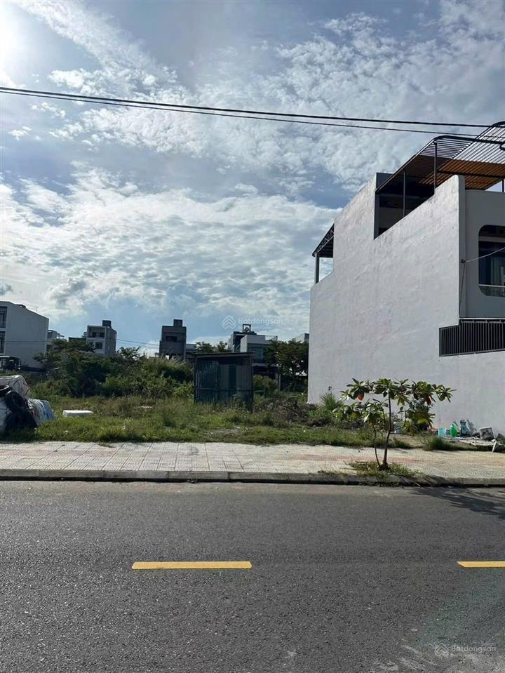 Cần bán lô nguyễn tri phương, đông nam giá tốt