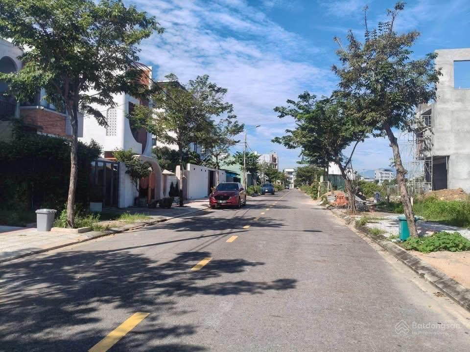 Cần bán gấp 1 lô đất đẹp đường chế viết tấn