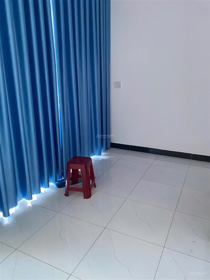 Cần bán gấp căn nhà đẹp đường hoàng minh giám
