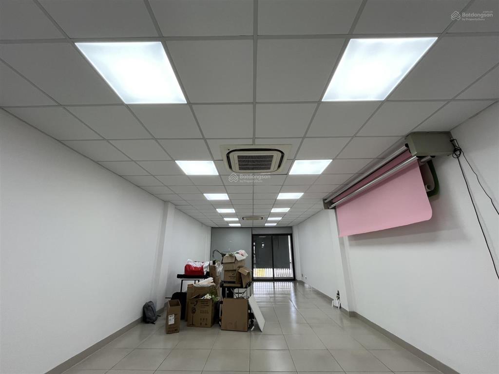 Cho thuê tòa nhà vp an phú 5x20m, 1 hầm trệt 4 lầu trống suốt giá 75tr  0931 254 ***